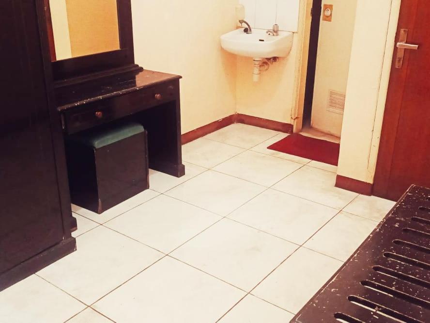 Hotel Wijaya Purwokerto Luaran gambar