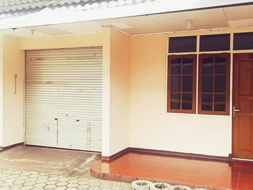 Hotel Wijaya Purwokerto Luaran gambar