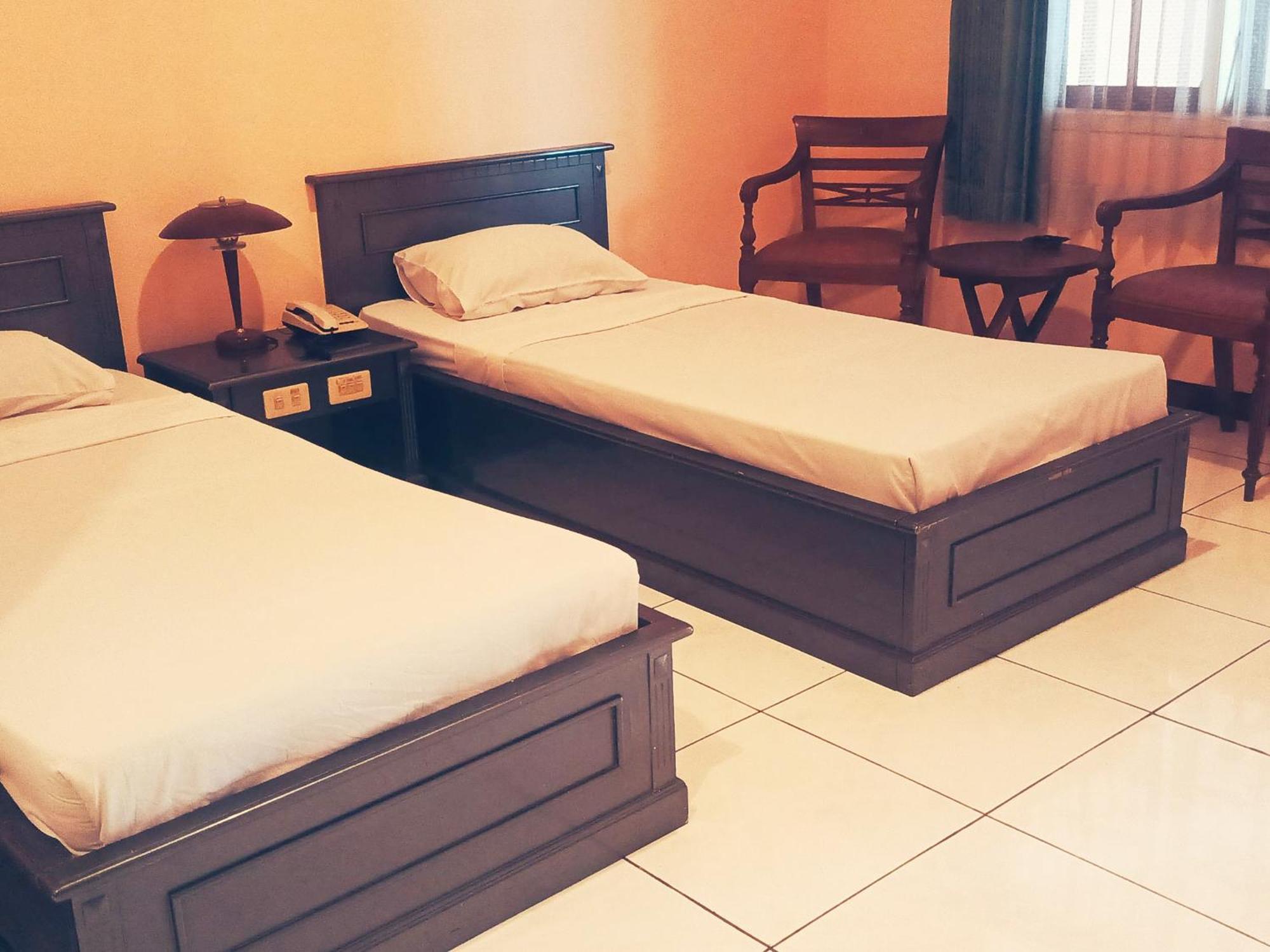 Hotel Wijaya Purwokerto Luaran gambar