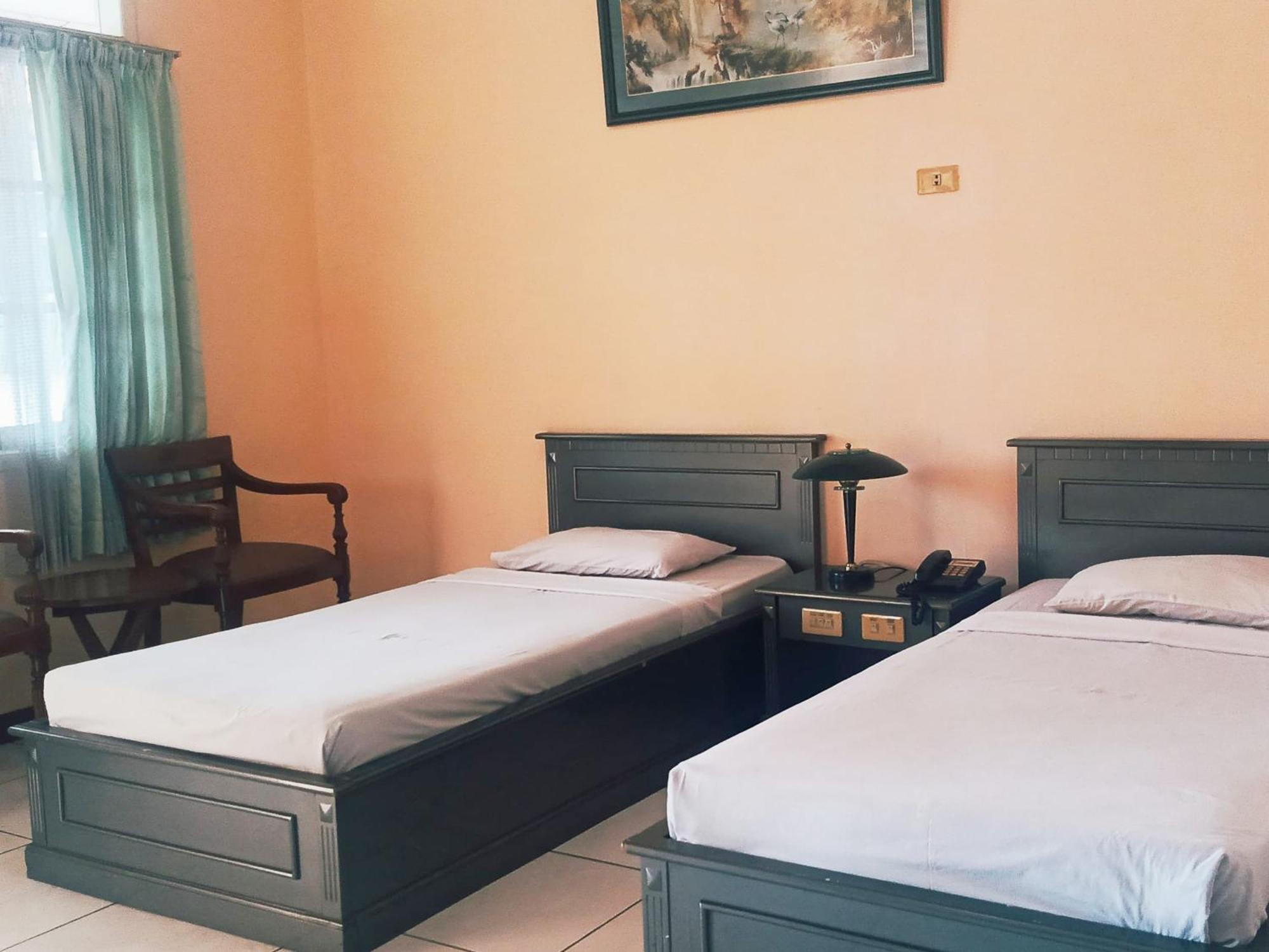 Hotel Wijaya Purwokerto Luaran gambar